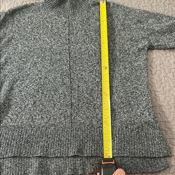 Tahari Gray Turtleneck Soft Sweater - Picture 7 of 10
